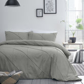 Serene Diamond Grey Slant/Dart Duvet Cover Set Serene Diamond Grey Slant/Dart Duvet Cover Set