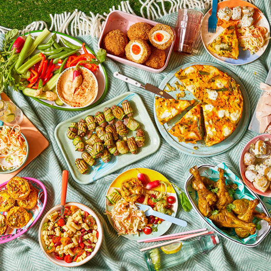 Perfect Picnic Ideas & Essentials