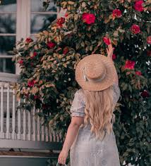 2021 Spring Fashion Trends & Looks