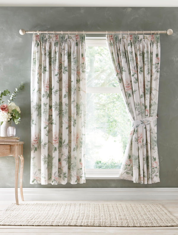 Appletree Heritage Campion Curtains - Green