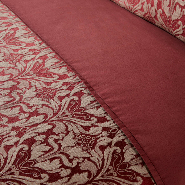 Dreams & Drapes Woven Hawthorne Duvet Cover Set - Burgundy