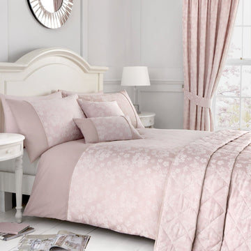 Dreams & Drapes Woven Blossom Duvet Cover Set - Blush