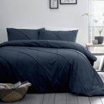 Serene Diamond Slant/Dart Duvet Cover Set - Navy