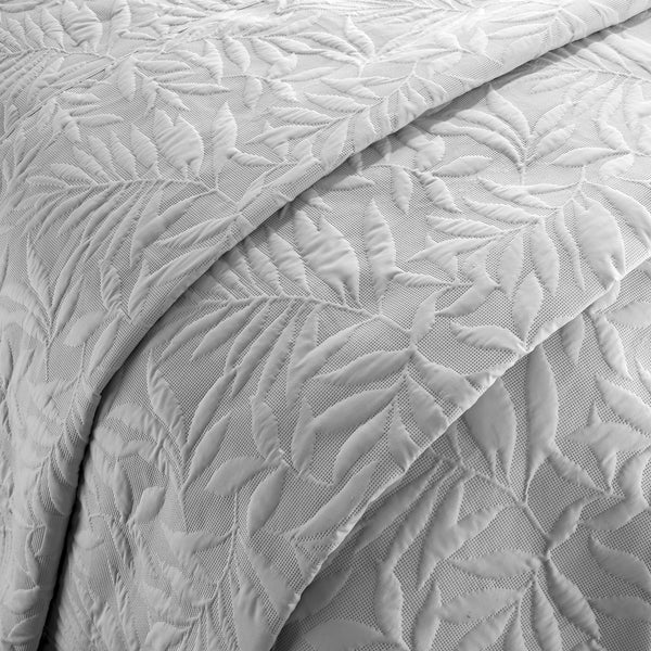 Serene Luana Bedspread 230x200cm - Silver