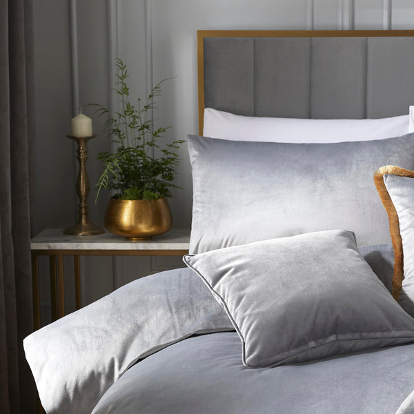 Laurence Llewelyn-Bowen Montrose Bedding Duvet Cover Set - Silver