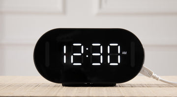 Daewoo Radio Alarm Clock with BlueTooth Speaker