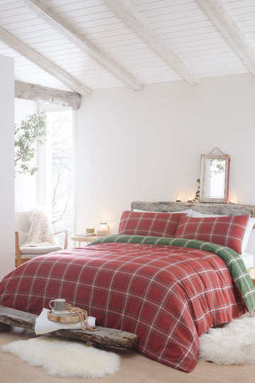 Appletree Hygge Aviemore Check Duvet Cover Set-Red/Green